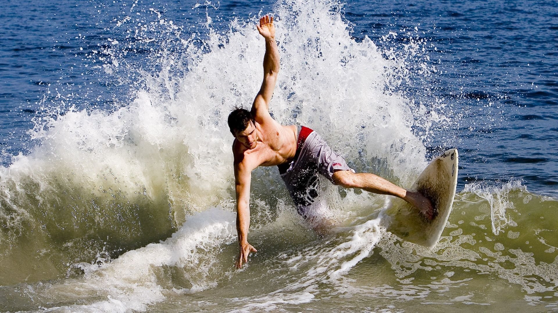 -亚洲杯中国青年队战胜 球员表现令人满意，青年队 亚冠